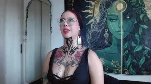 Snapshot of aphrodite__bloom chatting on 10/02/25, 09:11 aphrodite__bloom online show from 10/02/25, 09:11