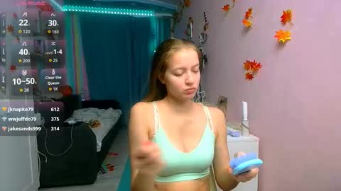 Aphrodite online show from 11/18/25, 10:09