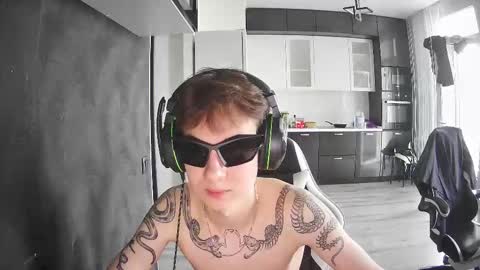 aplant_ online show from 09/13/25, 01:55