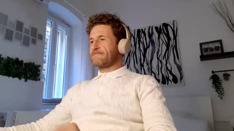 apollobest77 online show from 02/20/26, 03:45