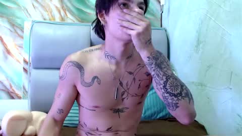 Snapshot of apolo01_ chatting on 02/23/25, 05:39 Apolo online show from 02/23/25, 05:39