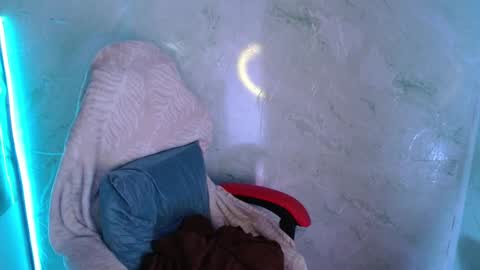 Snapshot of apolo01_ chatting on 09/08/25, 06:40 Apolo online show from 09/08/25, 06:40