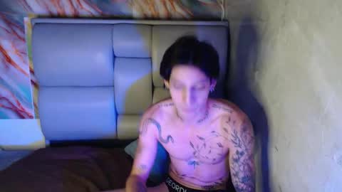 Snapshot of apolo01_ chatting on 10/07/25, 11:57 Apolo online show from 10/07/25, 11:57