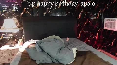 Snapshot of apolo01_ chatting on 11/06/25, 12:11 Apolo online show from 11/06/25, 12:11