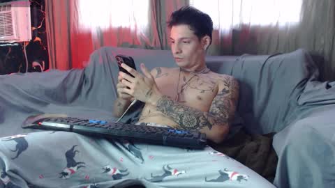 Snapshot of apolo01_ chatting on 02/11/26, 09:42 Apolo online show from 02/11/26, 09:42