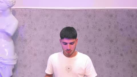 Apolo Grayy online show from 02/09/26, 02:48