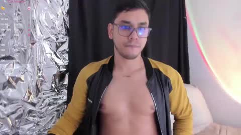 Luca. online show from 09/30/25, 03:00