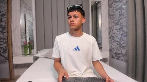   online show from 05/09/26, 02:06