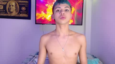 Snapshot of apolo_prince1 chatting on 05/26/26, 01:56 Apolo online show from 05/26/26, 01:56