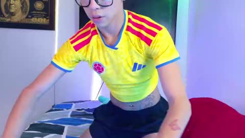 Snapshot of apolo_prince1 chatting on 06/17/26, 01:08 Apolo online show from 06/17/26, 01:08