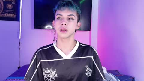 Snapshot of apolo_prince1 chatting on 06/19/26, 03:11 Apolo online show from 06/19/26, 03:11