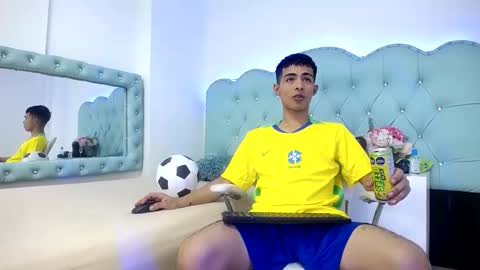 Snapshot of apolo_richards chatting on 02/20/26, 07:36 Apolo Richards online show from 02/20/26, 07:36