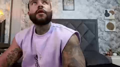 Snapshot of apolo_rousse chatting on 09/09/25, 09:58 Apolo online show from 09/09/25, 09:58