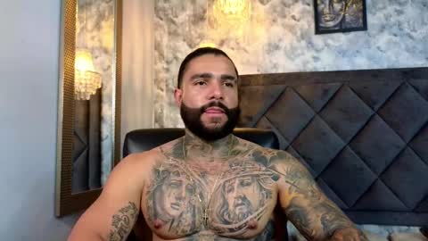 Snapshot of apolo_rousse chatting on 09/15/25, 11:05 Apolo online show from 09/15/25, 11:05