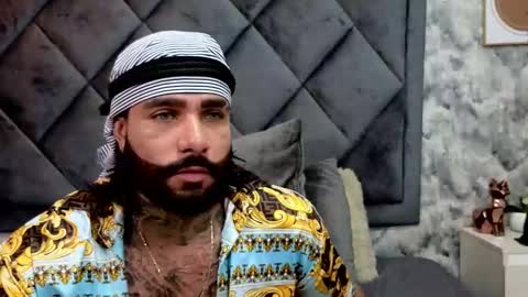 Snapshot of apolo_rousse chatting on 10/02/25, 11:12 Apolo online show from 10/02/25, 11:12