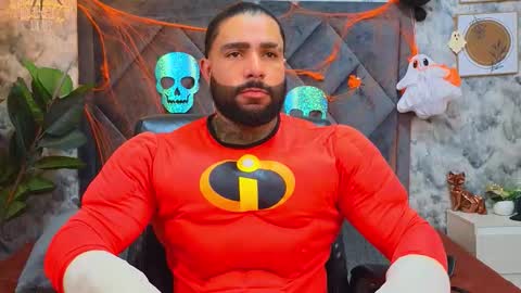 Snapshot of apolo_rousse chatting on 10/31/25, 09:16 Apolo online show from 10/31/25, 09:16