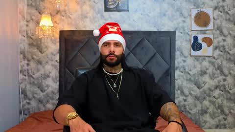 Snapshot of apolo_rousse chatting on 11/29/25, 09:51 Apolo online show from 11/29/25, 09:51