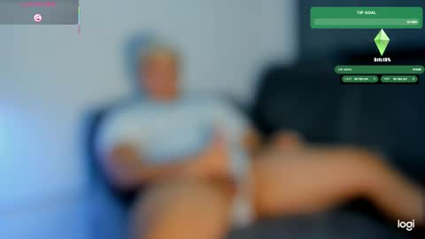 Snapshot of apolo_strange chatting on 11/11/25, 06:24 apolo_strange online show from 11/11/25, 06:24