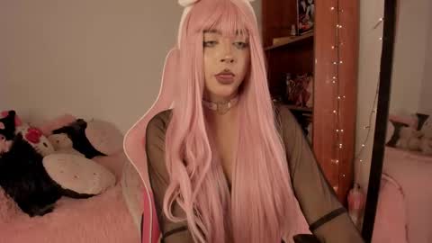     online show from 11/27/25, 07:38