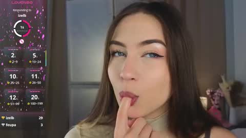 Vicki online show from 11/10/25, 09:08