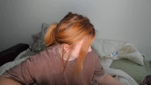 Snapshot of appleyummybuns chatting on 06/05/26, 04:19 appleyummybuns online show from 06/05/26, 04:19