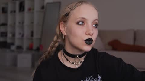  REYNA  next stream is 11h of Feb online show from 03/29/26, 03:12