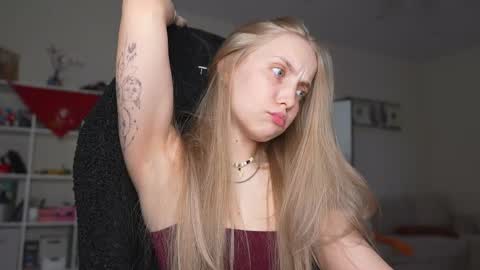  REYNA  next stream is 11h of Feb online show from 04/23/26, 05:15