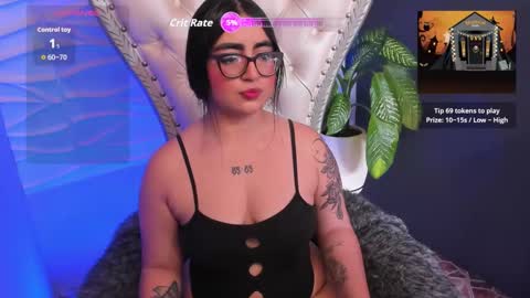 Snapshot of appril_foxx chatting on 10/19/25, 04:07 apprilfoxx online show from 10/19/25, 04:07