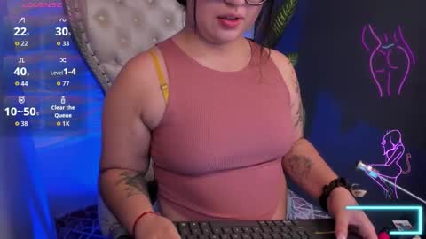 Snapshot of appril_foxx chatting on 11/24/25, 12:38 apprilfoxx online show from 11/24/25, 12:38