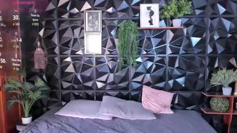 Snapshot of appril_foxx chatting on 12/02/25, 03:07 apprilfoxx online show from 12/02/25, 03:07