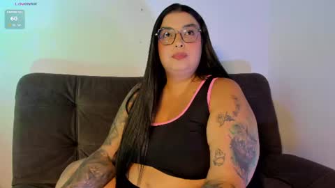 Snapshot of apriilpeach_ chatting on 07/15/26, 06:46 Maria online show from 07/15/26, 06:46
