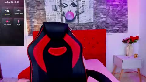 Snapshot of april1_sc chatting on 02/21/26, 02:07 April SC online show from 02/21/26, 02:07