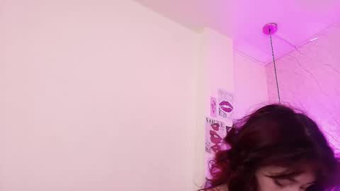   online show from 10/03/25, 12:13