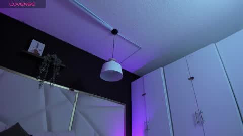 April online show from 12/04/25, 11:30