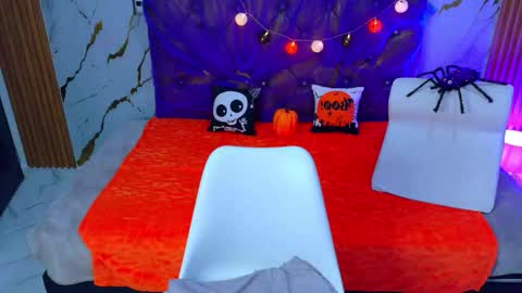 APRIL online show from 10/10/25, 11:59