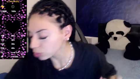  April  online show from 01/29/25, 12:35