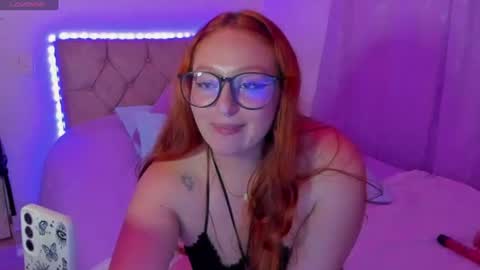 Snapshot of april_sommers chatting on 07/30/26, 05:17 April online show from 07/30/26, 05:17