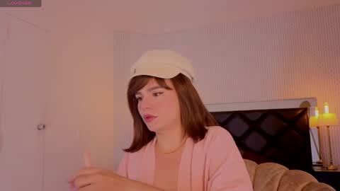 Isabella online show from 04/12/26, 09:09