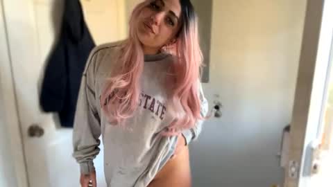 Snapshot of aprilanna chatting on 01/06/25, 09:00 AnnaApril420 online show from 01/06/25, 09:00