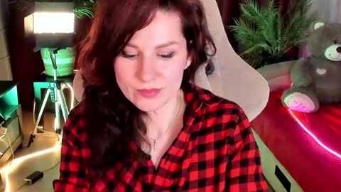 aprill_o_nill online show from 04/20/26, 05:05