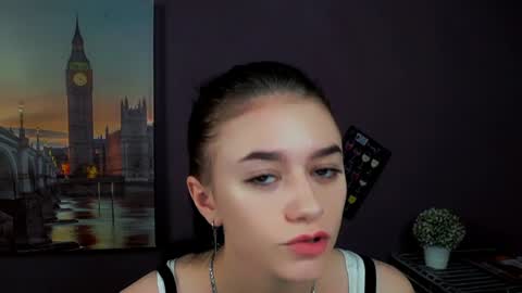 Snapshot of aprillswift_ chatting on 01/19/25, 02:59 Aprill online show from 01/19/25, 02:59