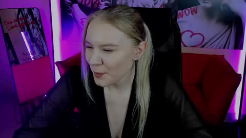 April. All year round.  online show from 10/10/25, 08:41