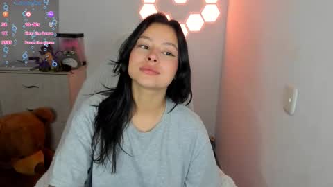 aqua emilly online show from 12/15/25, 11:53