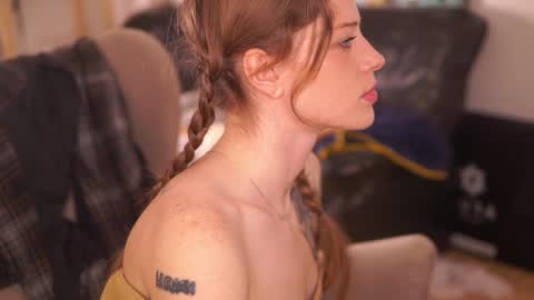 Snapshot of aqua_sultry chatting on 12/27/24, 08:24 aqua_sultry online show from 12/27/24, 08:24