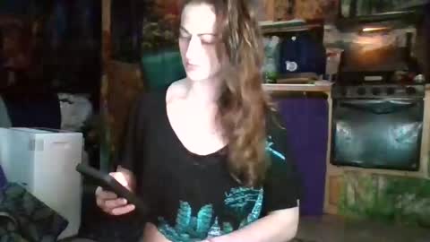 Snapshot of aquafoxxy chatting on 03/02/25, 01:58 aquafoxxy online show from 03/02/25, 01:58