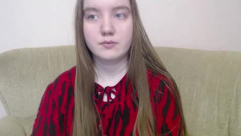 Josefin online show from 11/30/25, 07:23