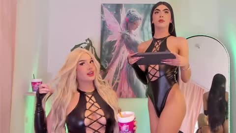 Snapshot of aquariaafairy_ chatting on 09/10/25, 10:43 aquariaafairy_ online show from 09/10/25, 10:43