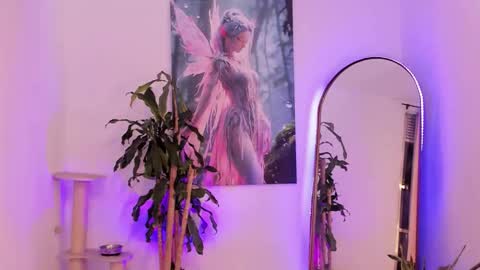 Snapshot of aquariaafairy_ chatting on 10/16/25, 11:06 aquariaafairy_ online show from 10/16/25, 11:06