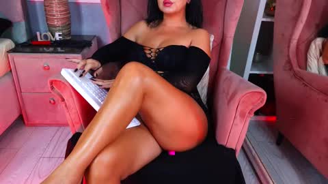 AQueenMonica online show from 09/28/25, 02:17