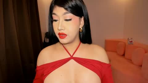 Snapshot of aqueenofcumxx chatting on 07/13/26, 06:33 Alicia online show from 07/13/26, 06:33